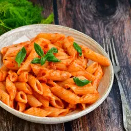 Arabiata Pasta with Red Sauce and Meat